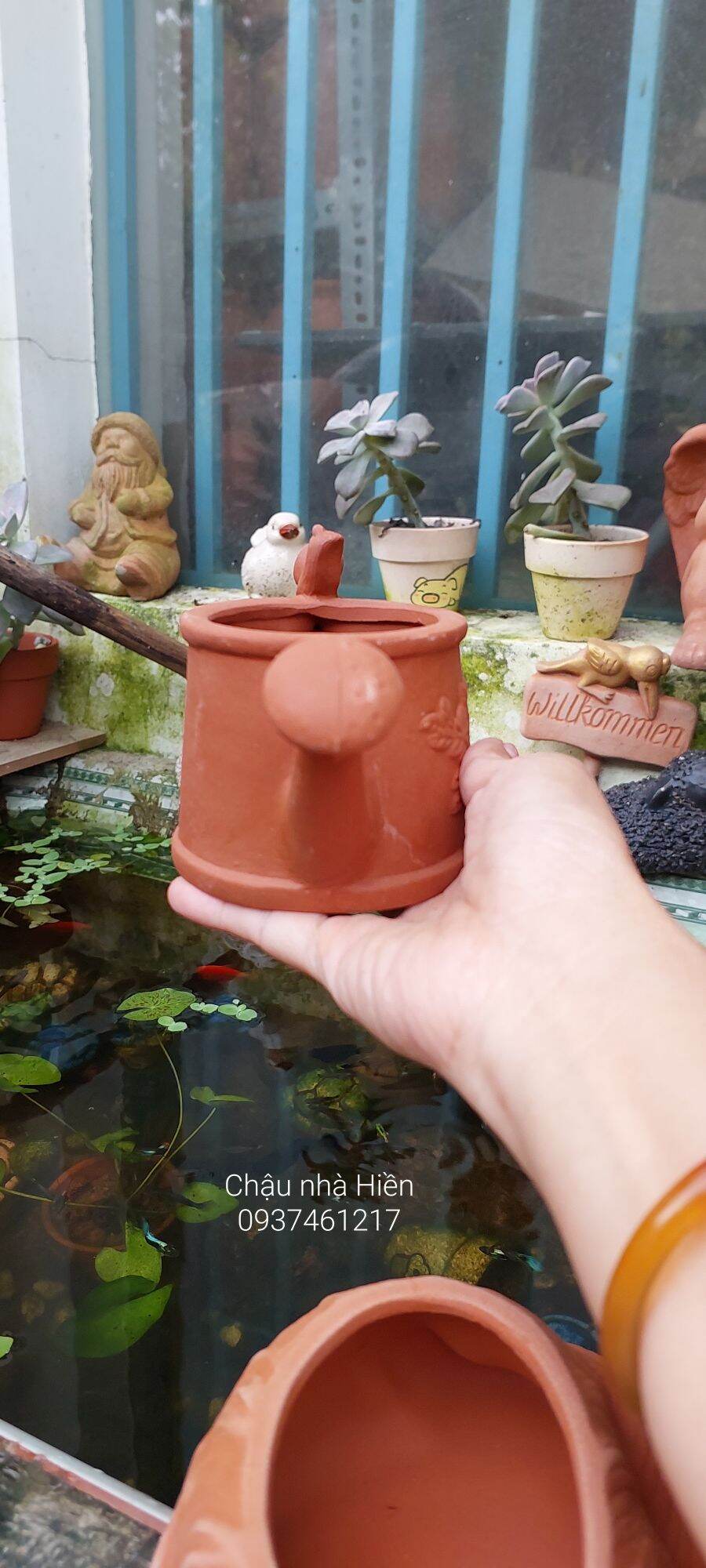 Chậu đất nung Bình Dương dáng bình tưới cây m 6x c9