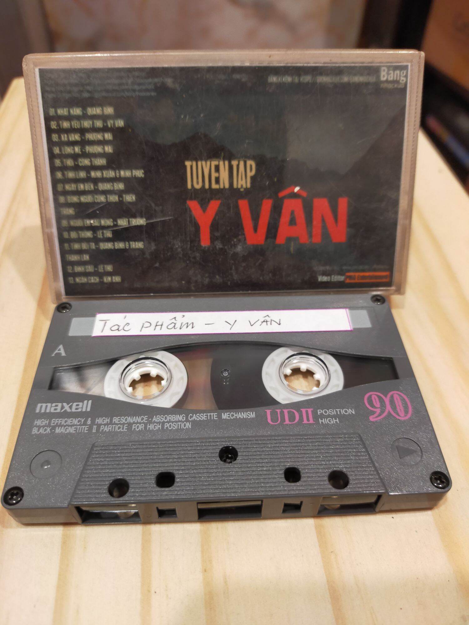 1 băng cassette maxell UD 2 tình khúc của y vân( lưu ý: đây là băng cũ