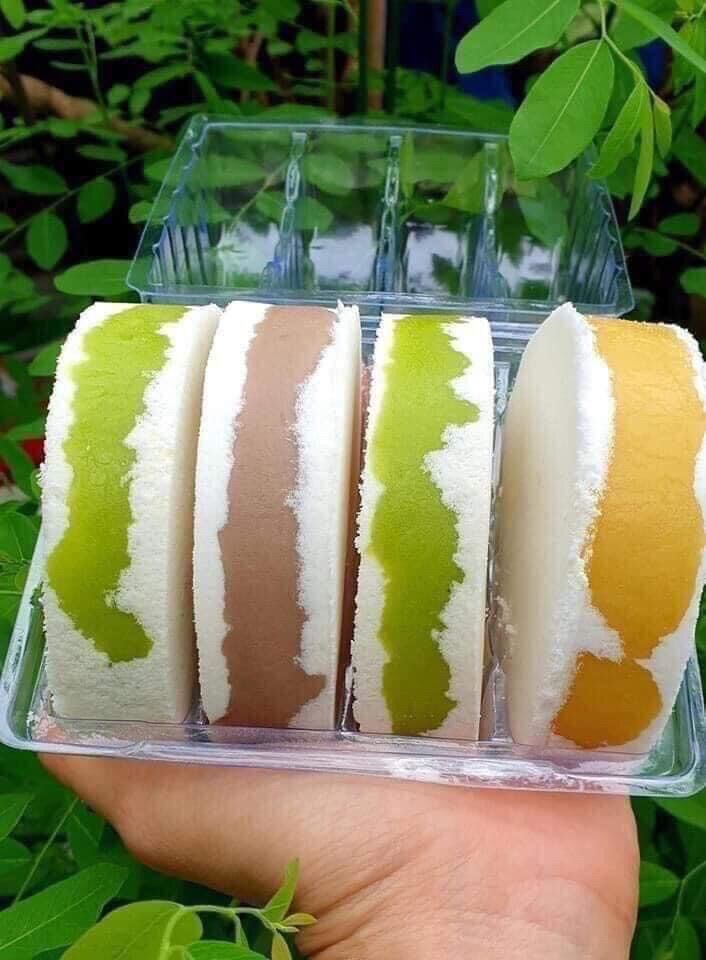 Bánh in trứng muối mix 3 nhân ( đậu xanh, khoai môn, lá dứa )