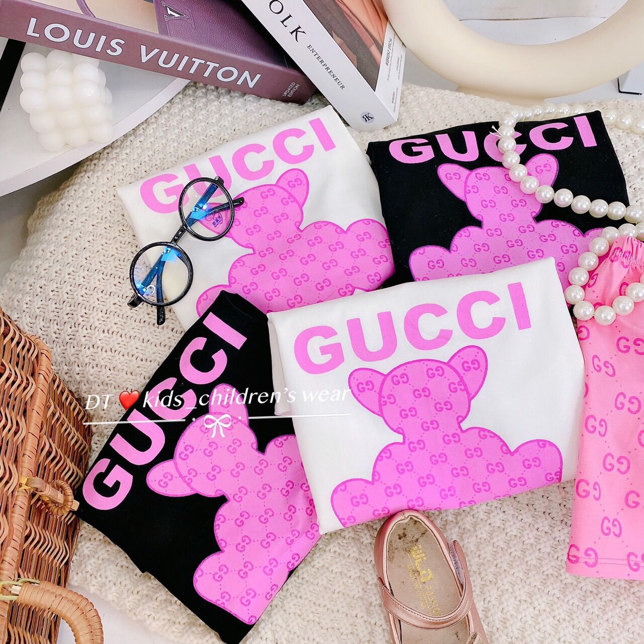 Set 2 bộ cotton gấu Gucci cho bé gái