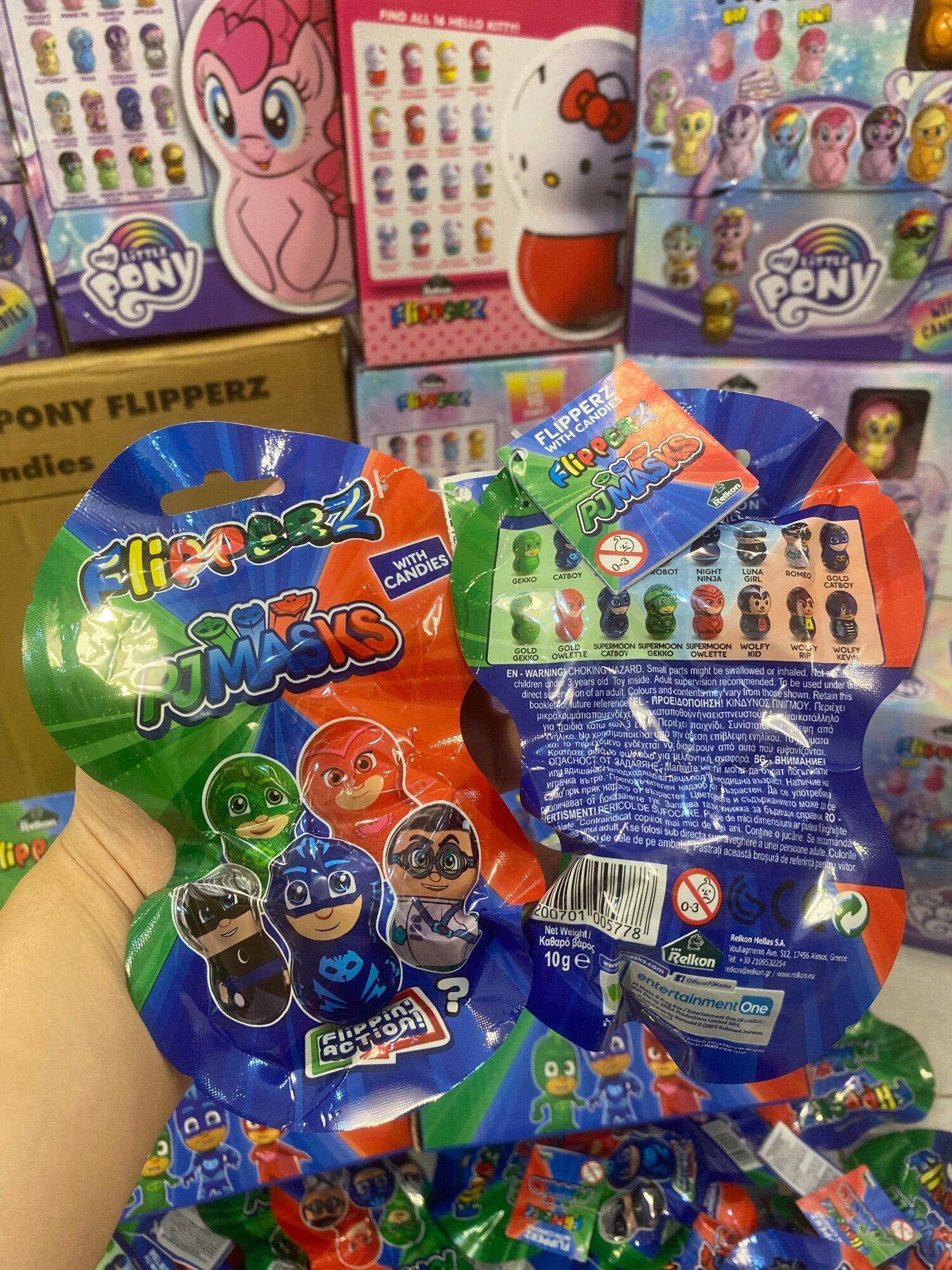 Kẹo Đồ Chơi Lật Đật PJ Masks Flipperz