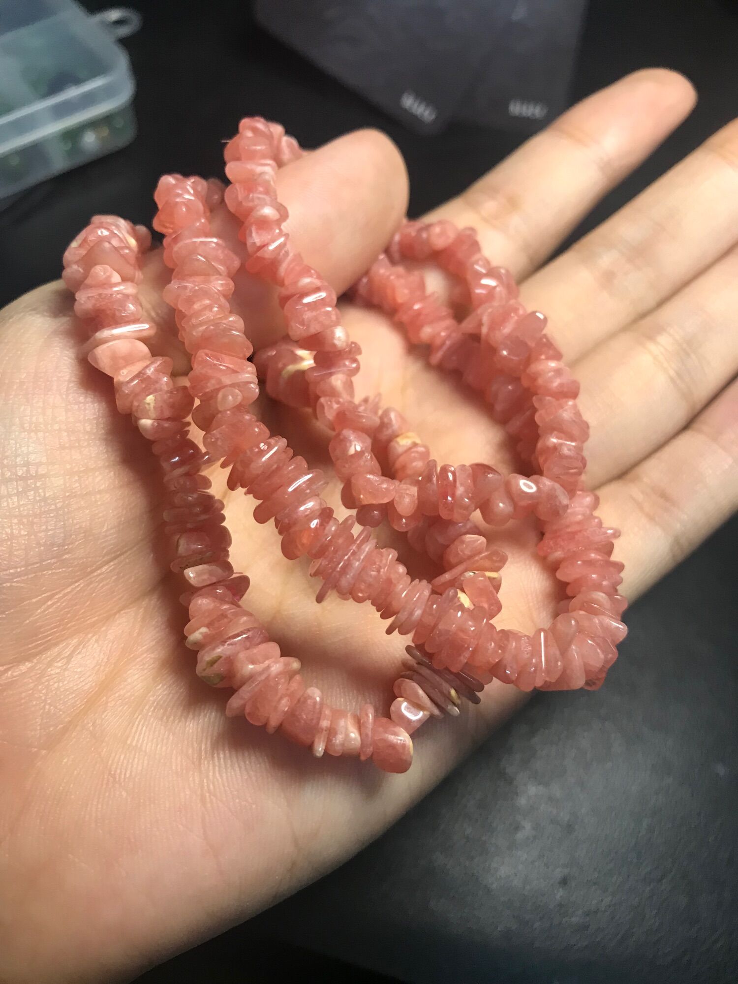 Vòng đá  Rodochrosite- đá đào hoa hạt dạng thô, chất đá đẹp