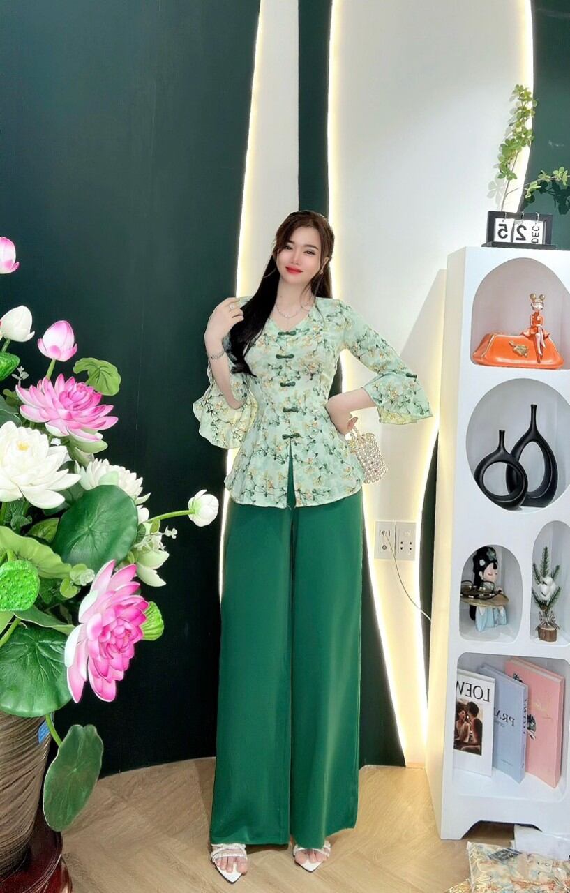 Bộ bà ba cổ tim tay loe chất lụa mango loại 1