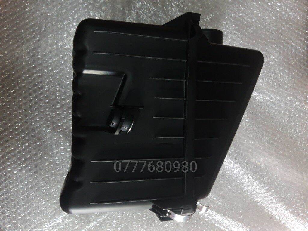 [HCM]BẦU PÔ E ĐỰNG LỌC GIÓ FORD RANGER 05/EVEREST