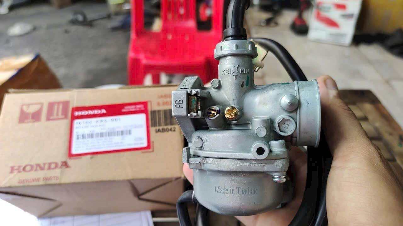 Bình xăng con Keihin nội địa Thái Lan (C1.1)