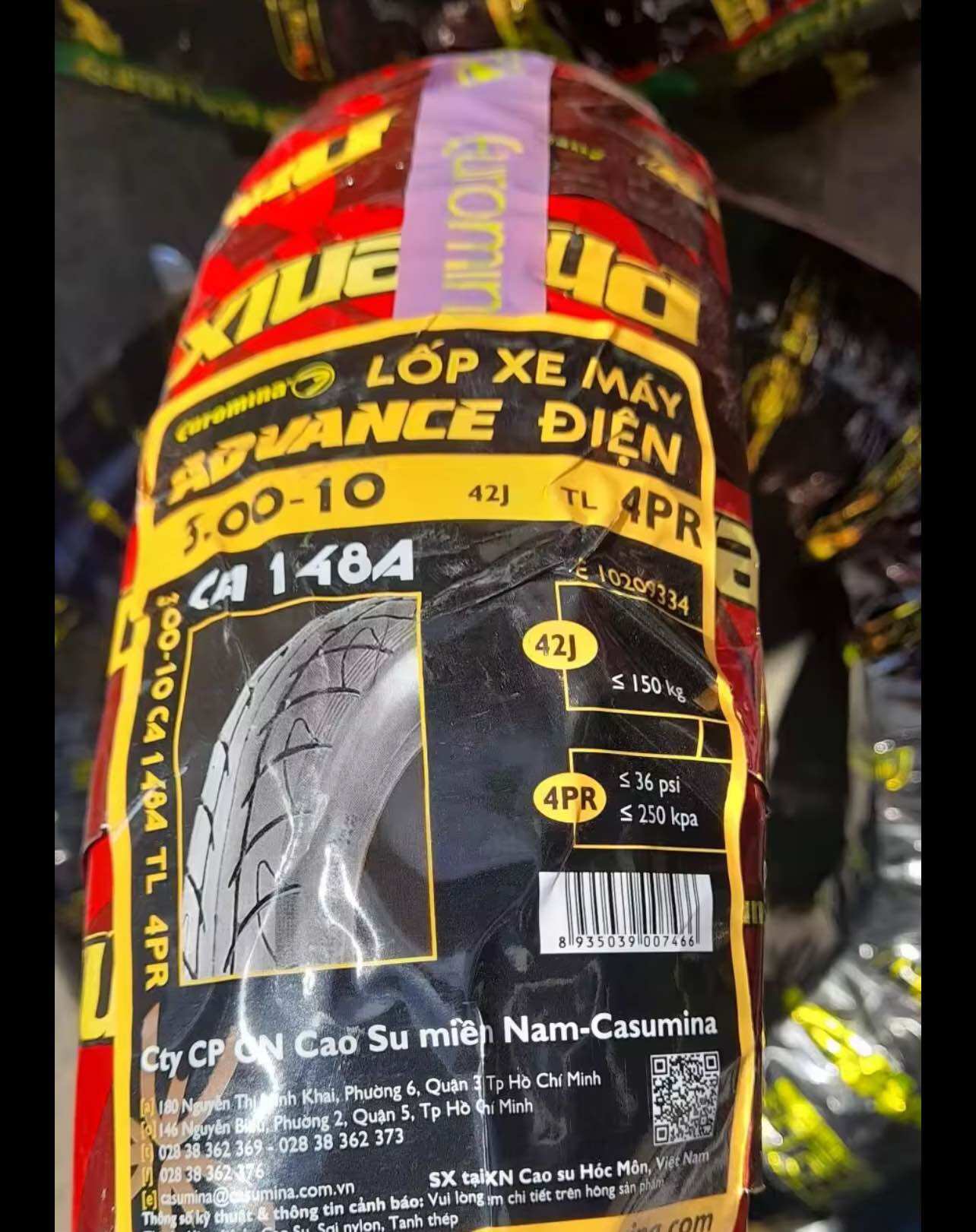 Lốp/vỏ xe máy điện 3.00-10 euromina không ruột cho giant m133.