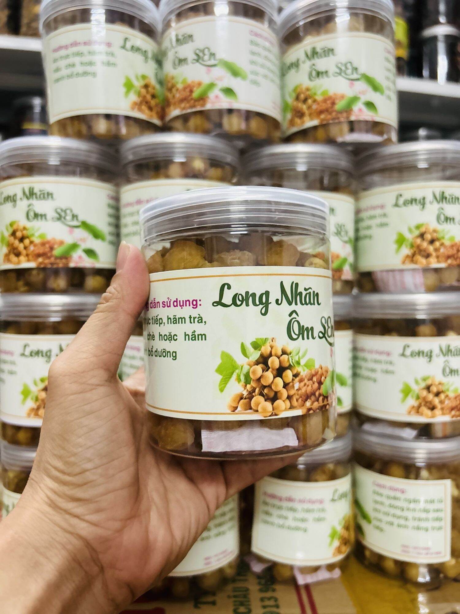 Long nhãn ôm sen