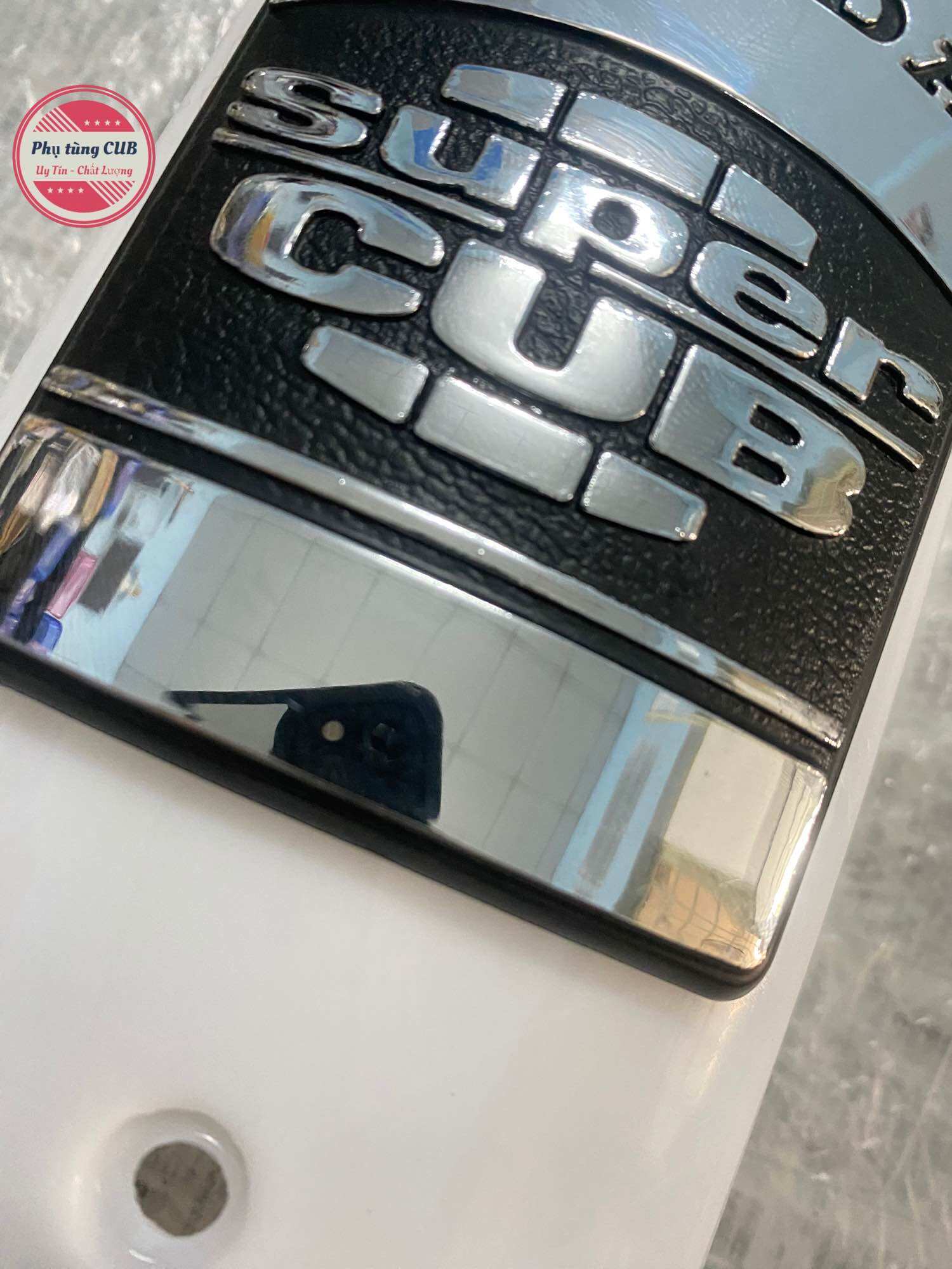 Mặt nạ cub đèn tròn logo trắng xi (81-86-88-92)