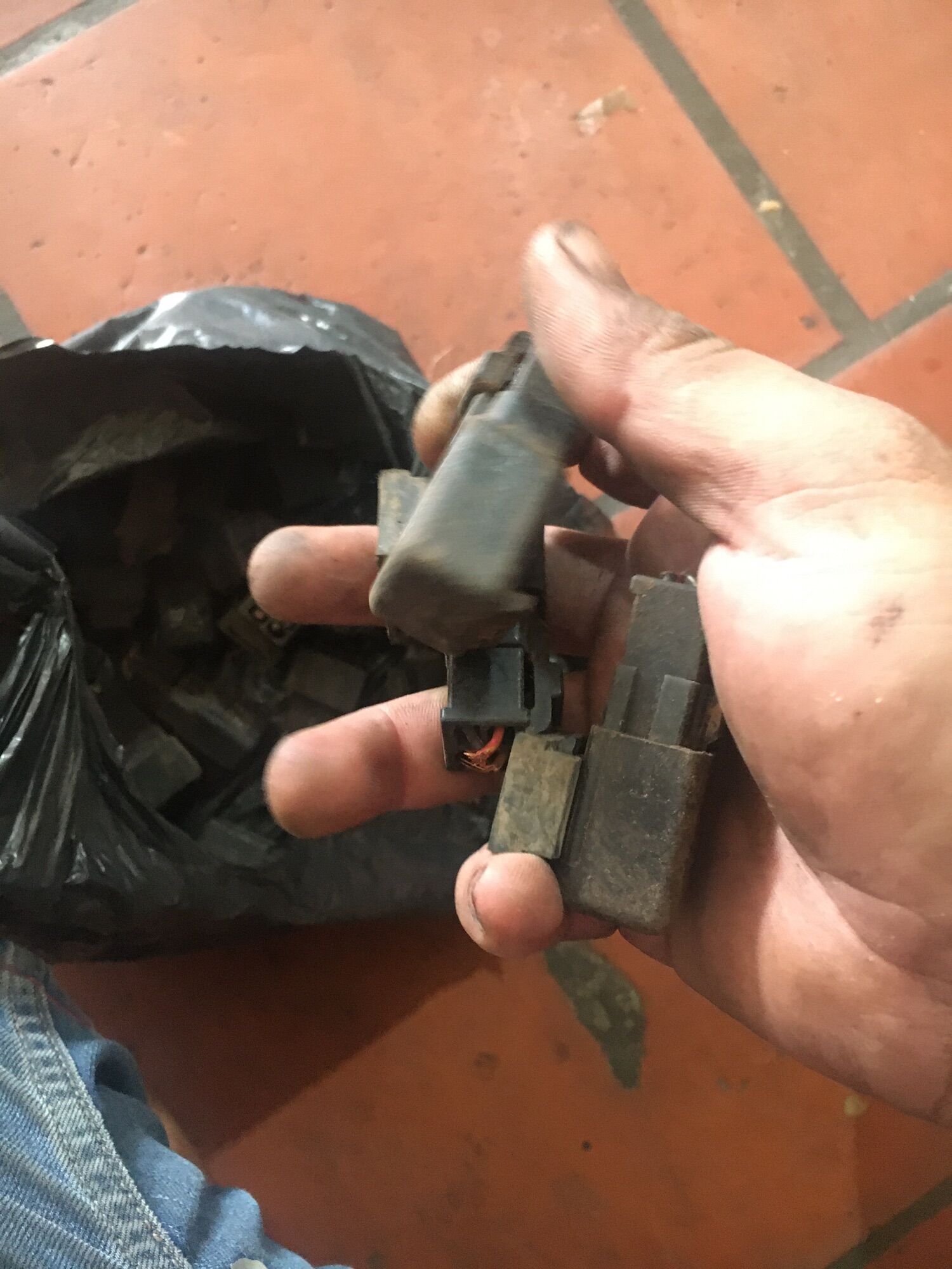 relay role 4 chân atila rã xe