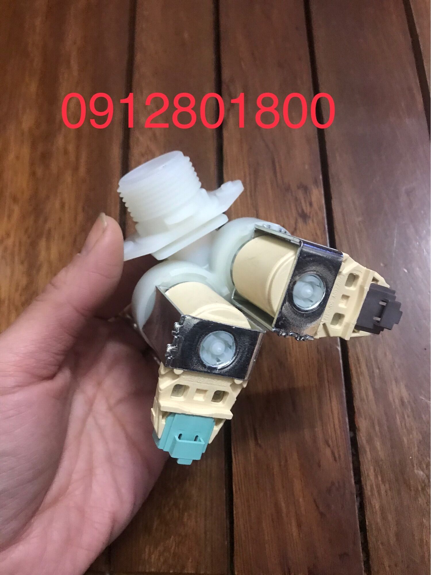 Van cấp nước đôi máy giặt Electrolux chính hãng