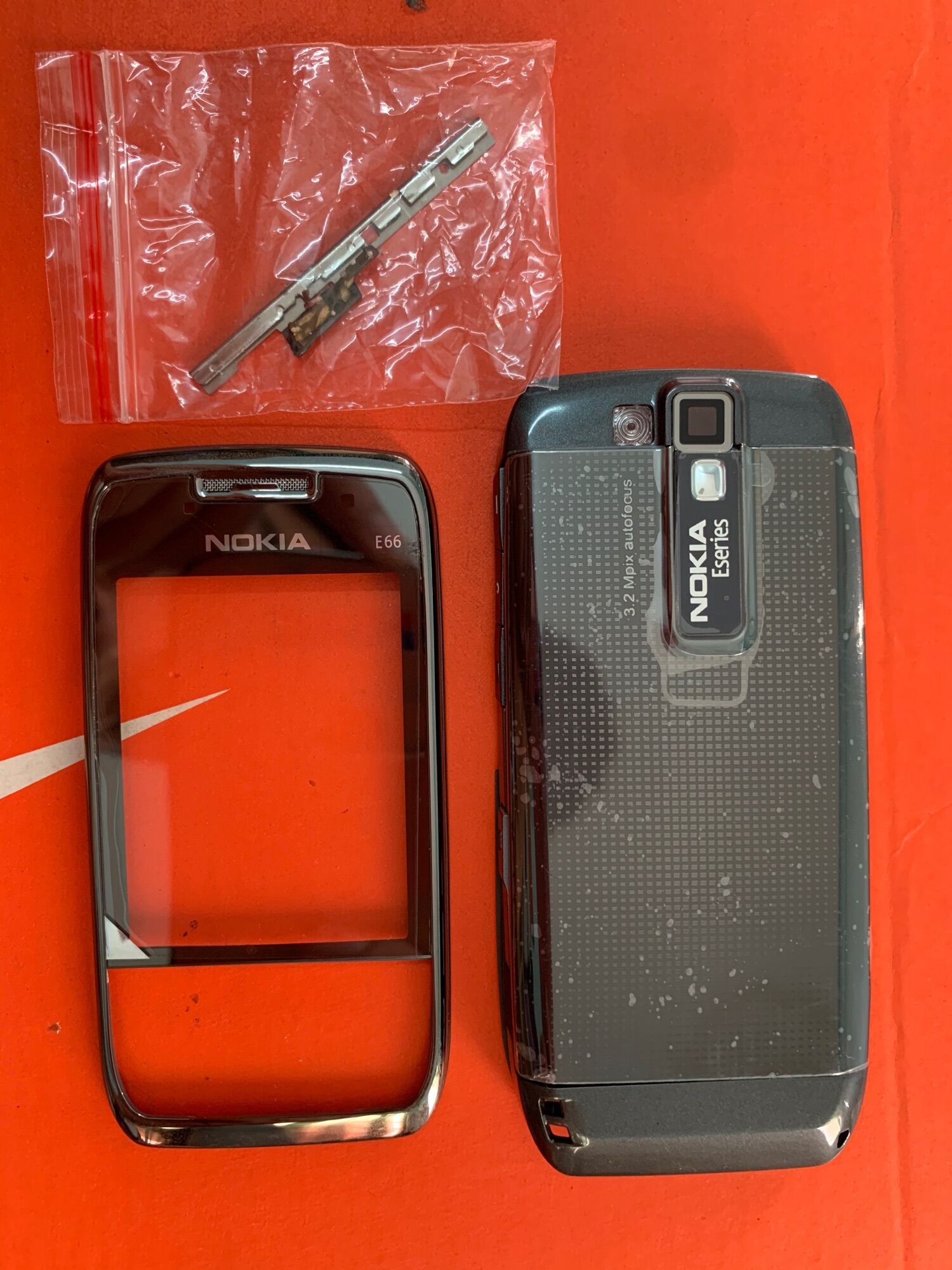 Vỏ nokia e66