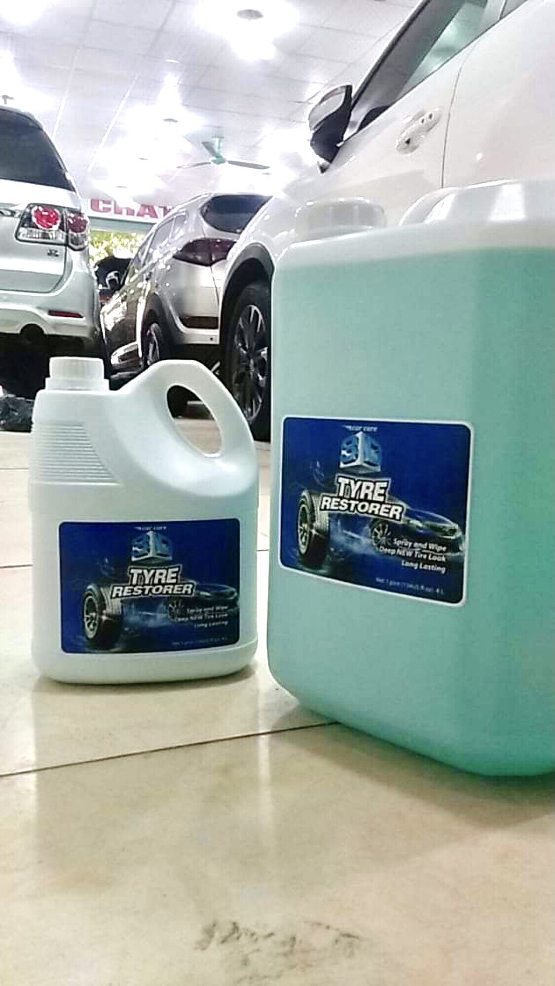 Dung Dịch Làm Đen Đánh Bóng Lốp Xe AUTO3D.(4500gr)