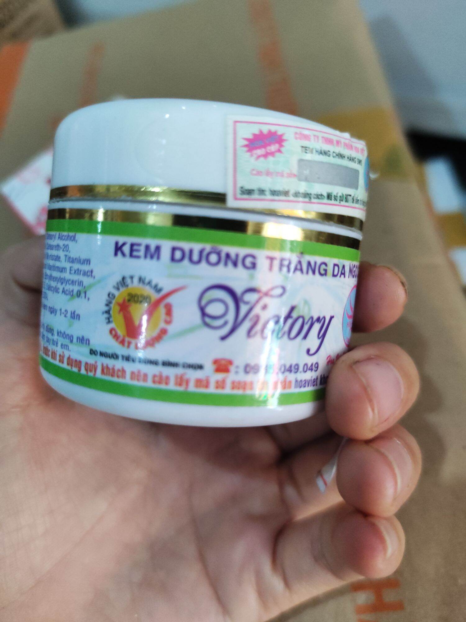 Kem dưỡng trắng da ngọc trai Victory