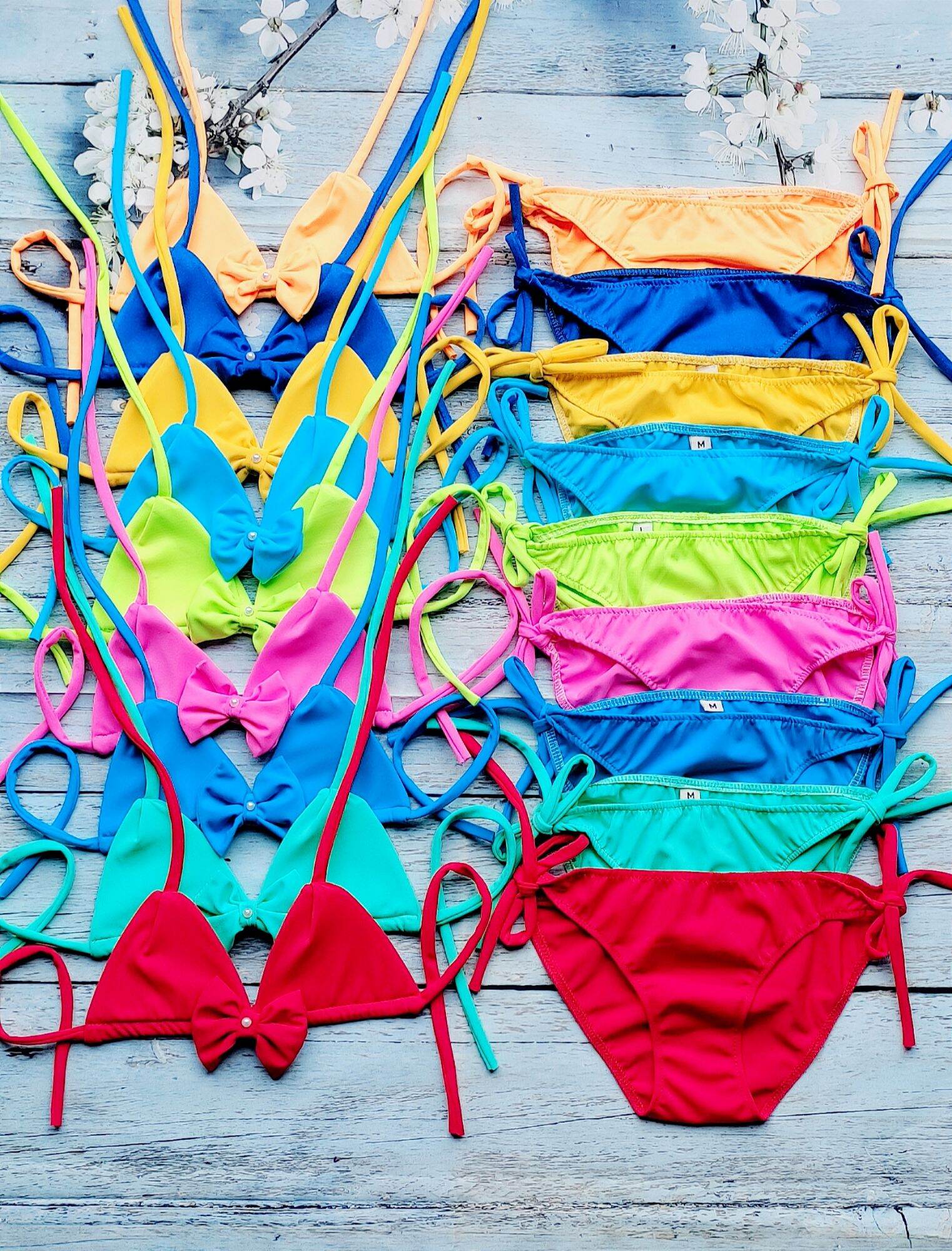 Bikini 2 mảnh cho bé gái