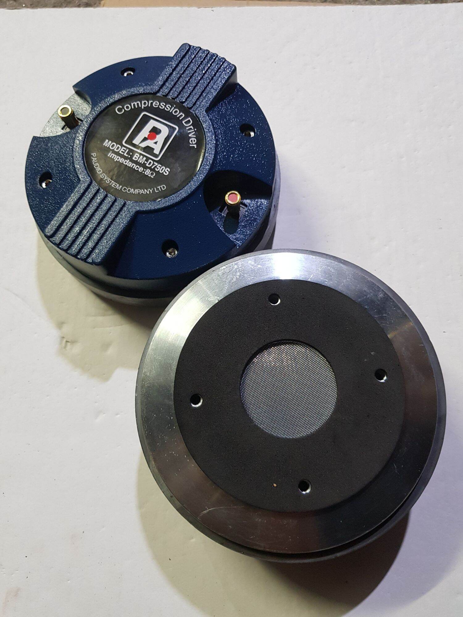 trép kèn PA 750 (giá 1 cặp)