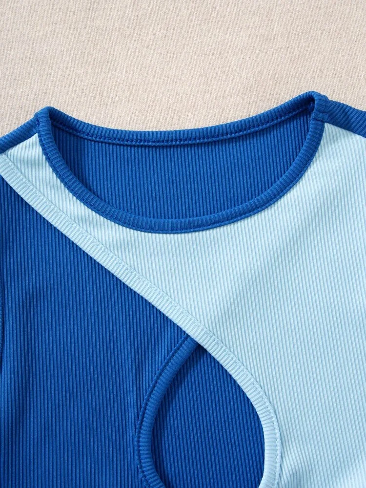 Áo croptop phối hai màu đan chéo (xanh coban + xanh ngọc)