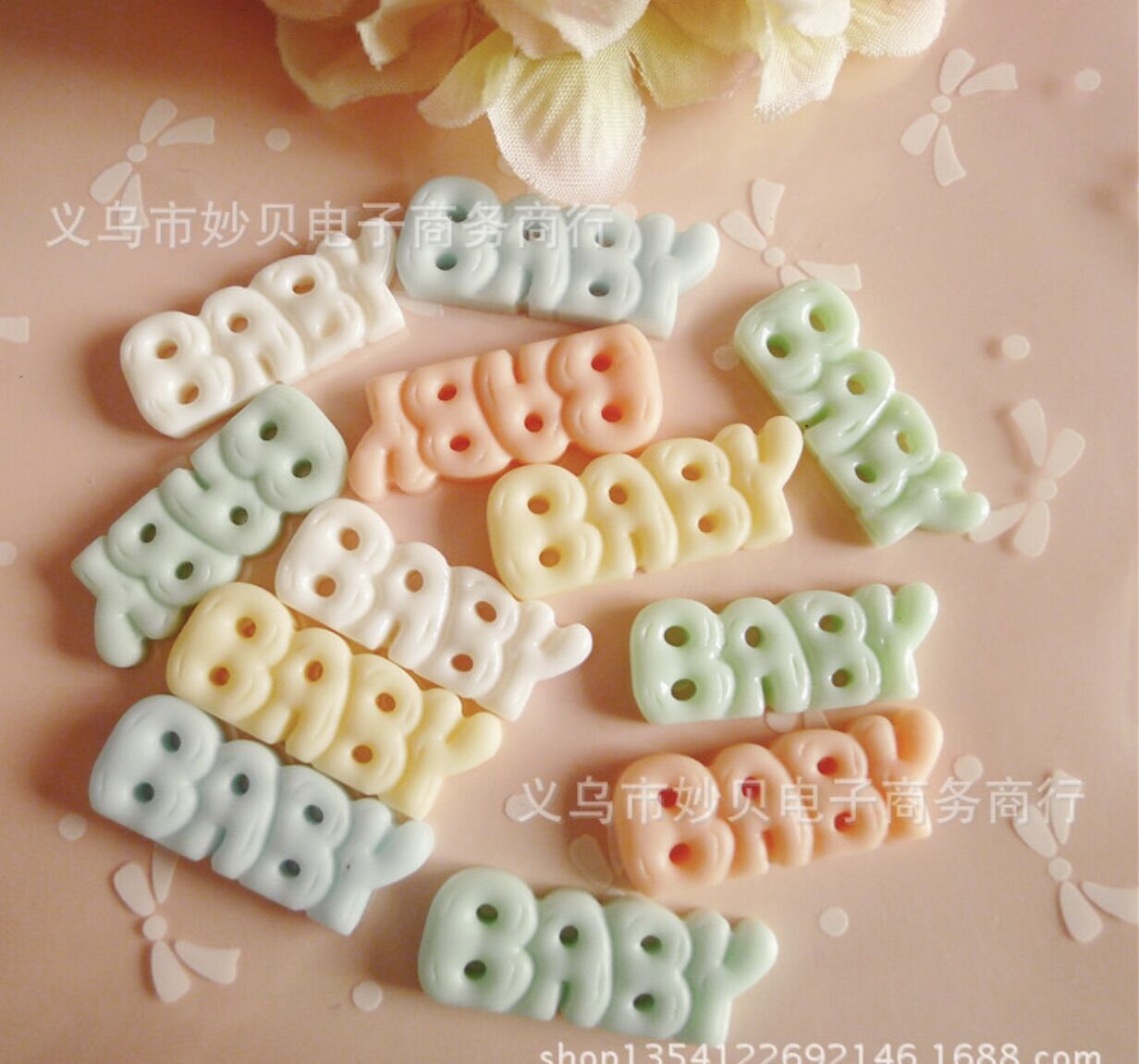 Charm chữ baby