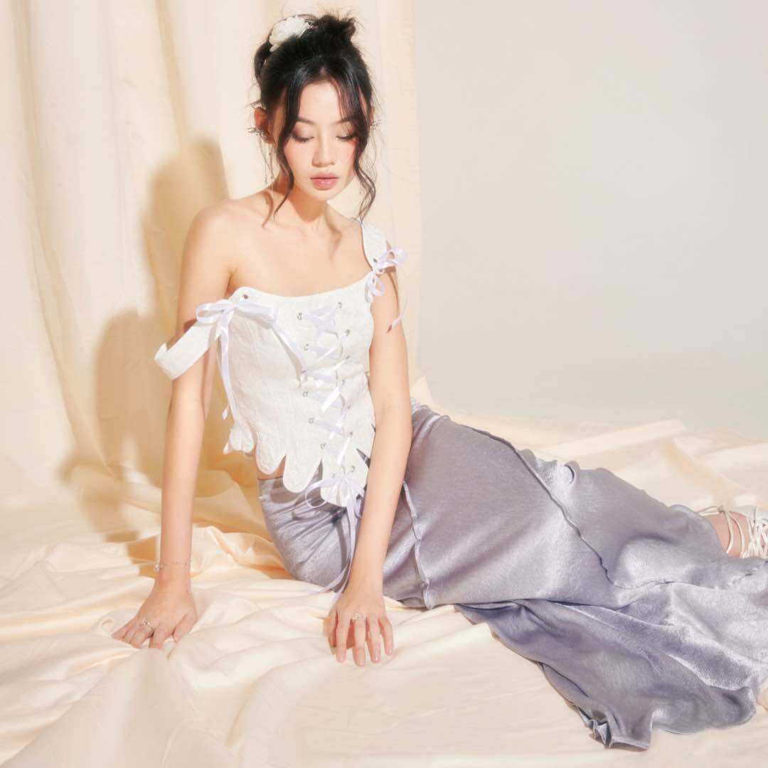 Chân váy lụa dáng dài gân nổi INTO.EIGHT thiết kế (Eve Skirt)