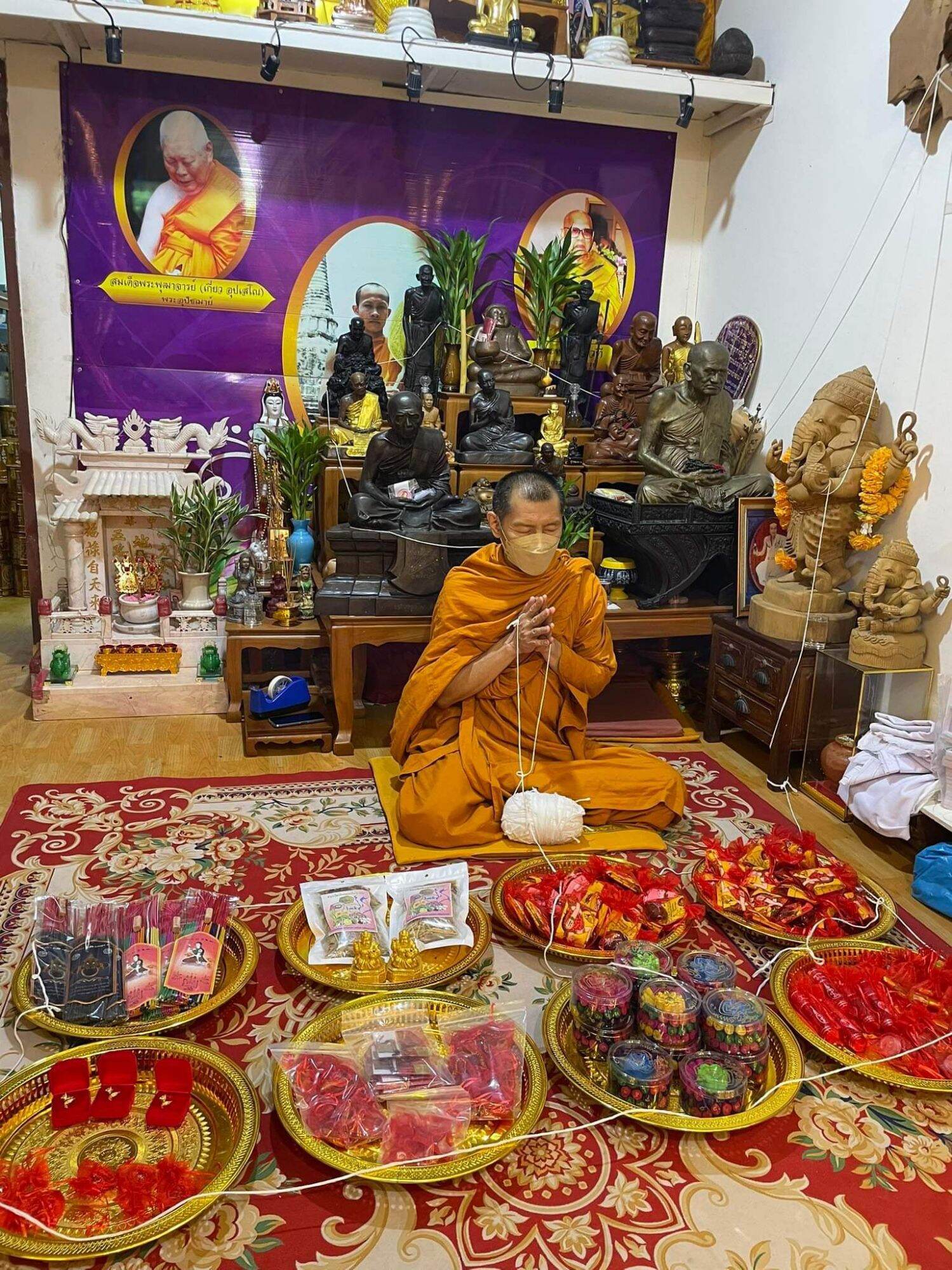 Vòng Tay Bi Đỏ Tài Lộc ( Đã sen chùa thái )