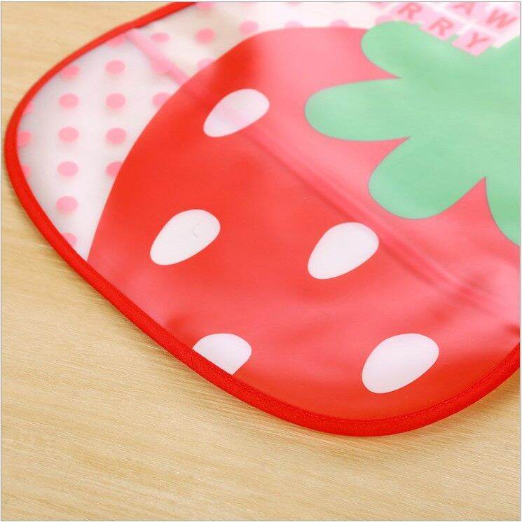 Yếm máng cho trẻ ăn dặm
