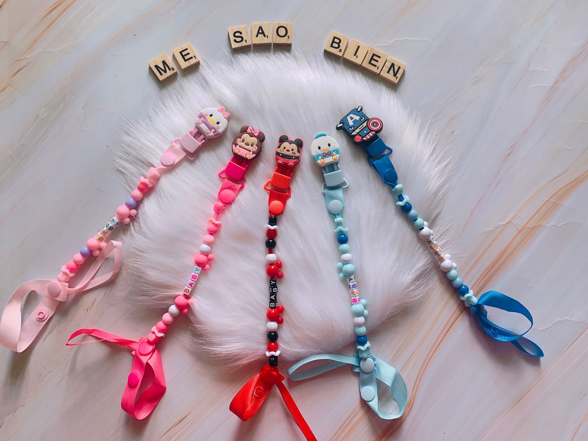 Dây buộc kẹp ti ngậm/ gặm nướu cho bé