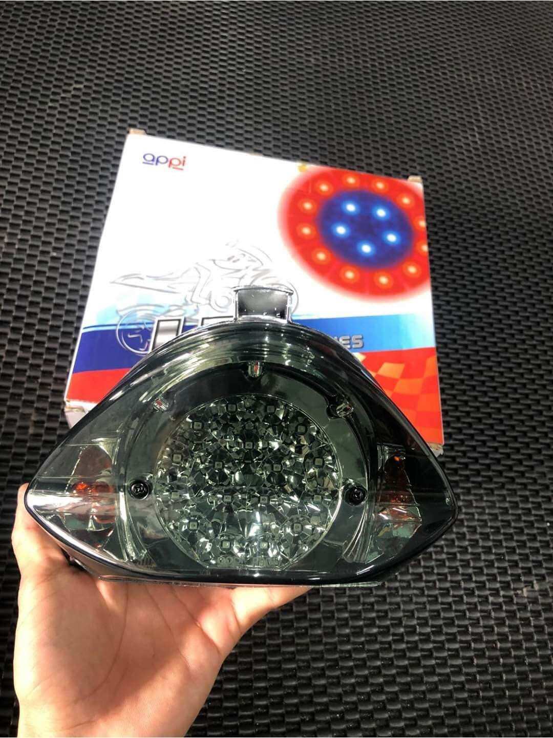 Đèn hậu Exciter 135 4s 2005-2010 Race Boy - Led xanh đỏ Appi Malaysia
