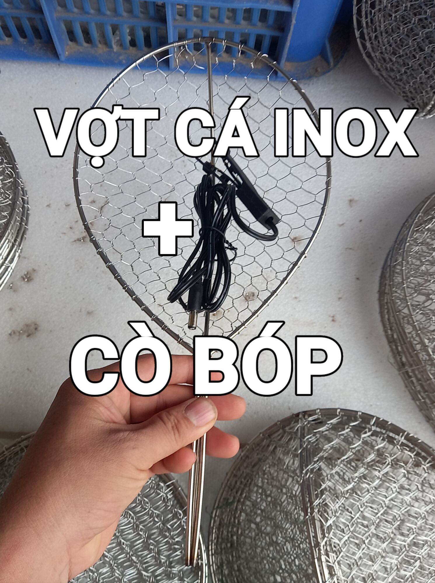 1 vợt cá inox 1 cò bóp 1.5m