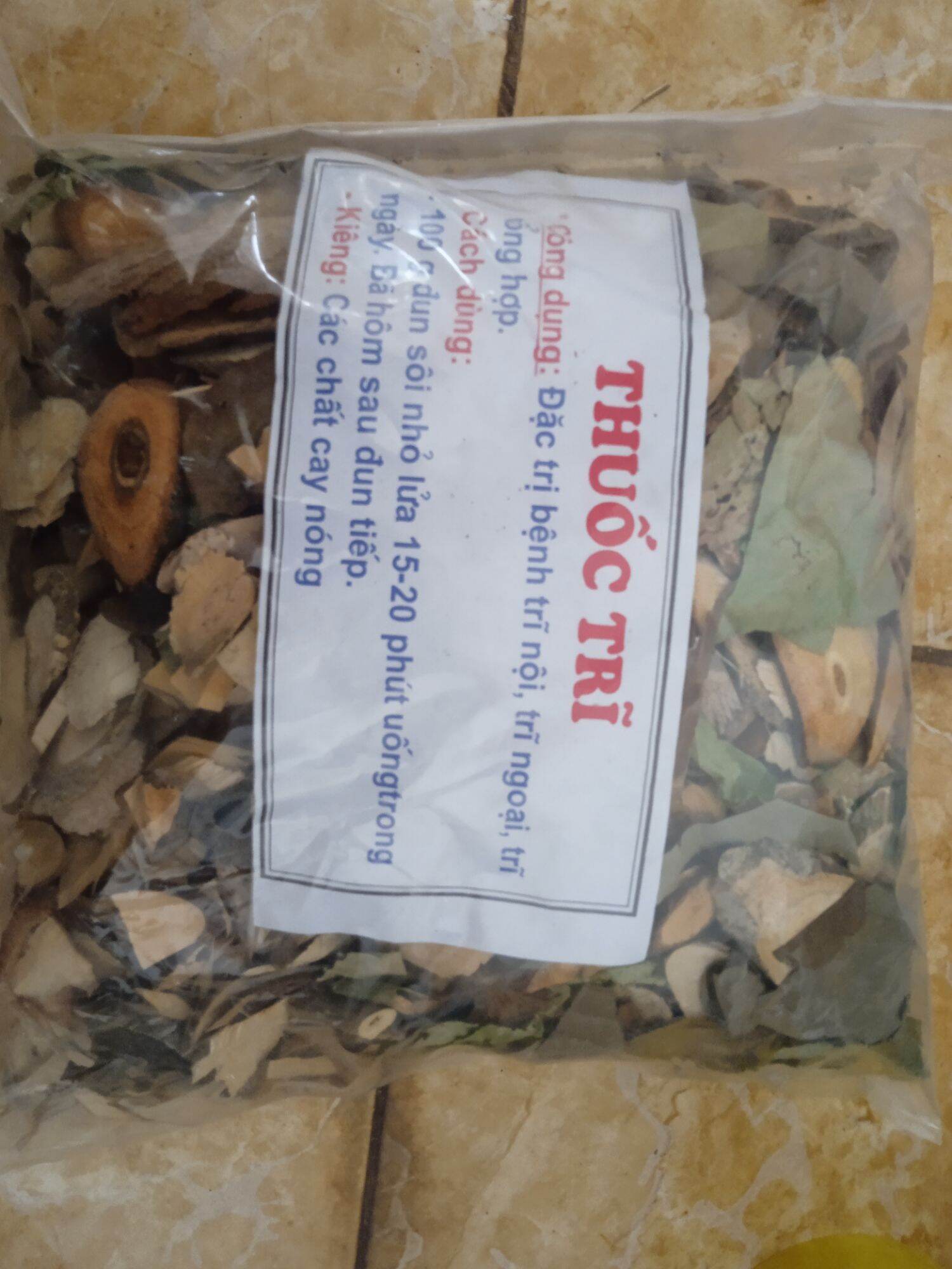 1kg cỏ trĩ  th uố c trĩ dân tộc (khắc tinh của bệnh trĩ nội trĩ ngoại)HB181