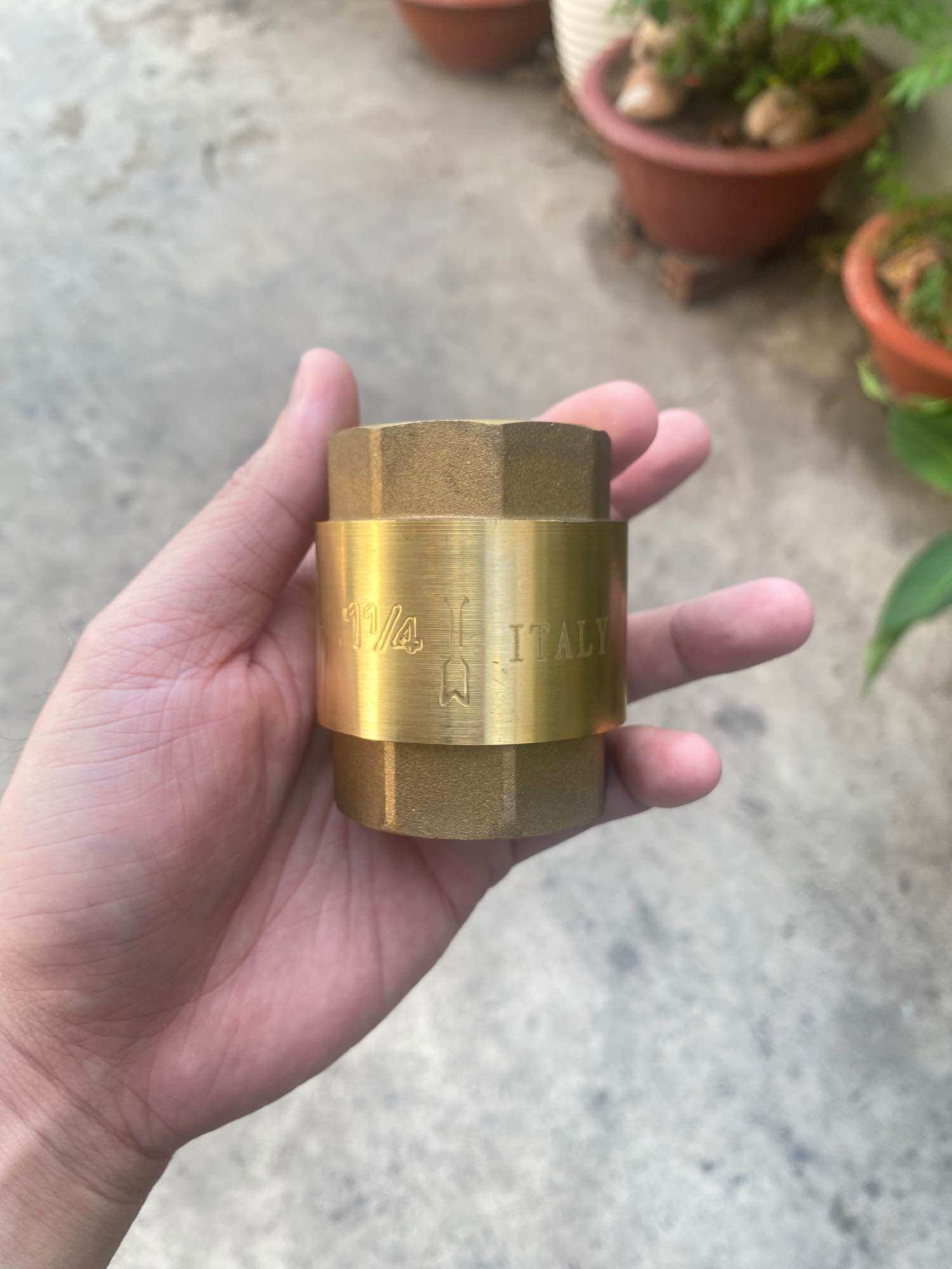Lupe van 1 chiều lo xo thau phi 42 49 60