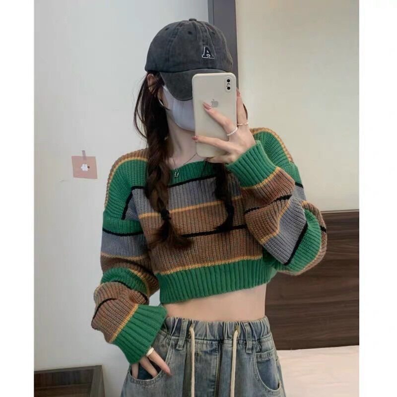 Áo len croptop sọc xanh