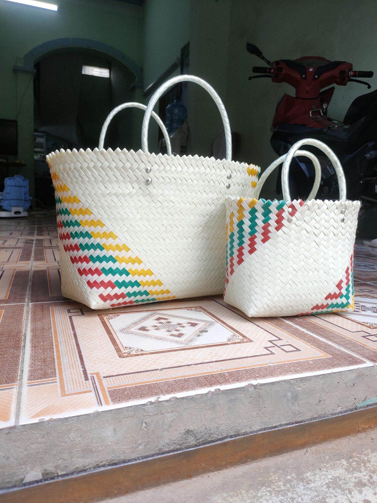 Giỏ xách đi chợ đan nong đôi nan nhỏ, làn đan tay dây nhựa, túi đan thủ công 32cm