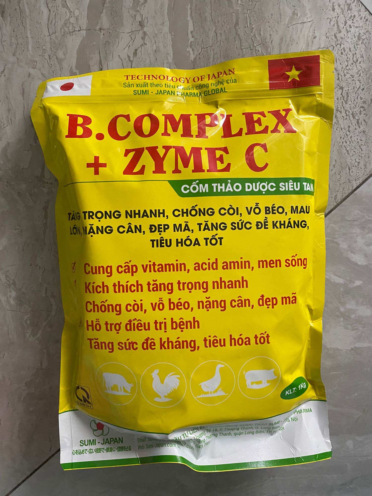 Bcomplex + Zyme C (túi 1kg) Sumi Japan gói bột bổ sung men tiêu hoá và vitamin giúp thèm ăn, mau lớn, sức khoẻ tốt cho gia súc gia cầm 3b gà