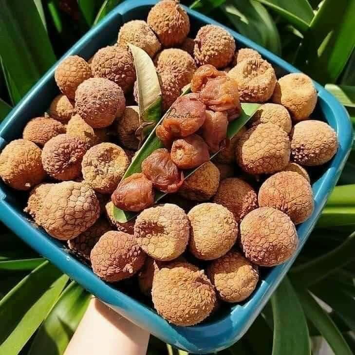 Vải thiều sấy khô lục ngạn