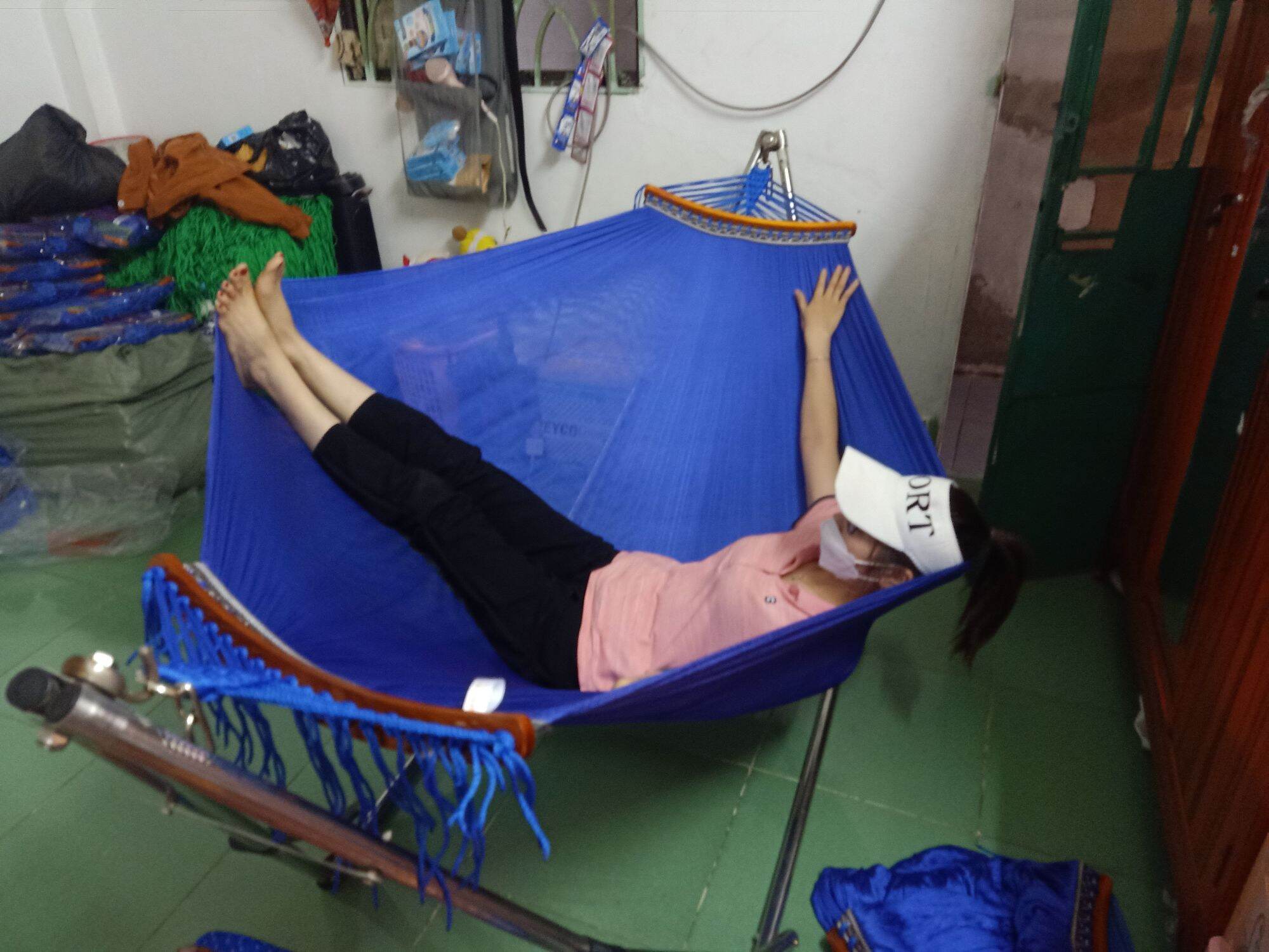 Võng lưới 2lop cán gỗ cao cấp