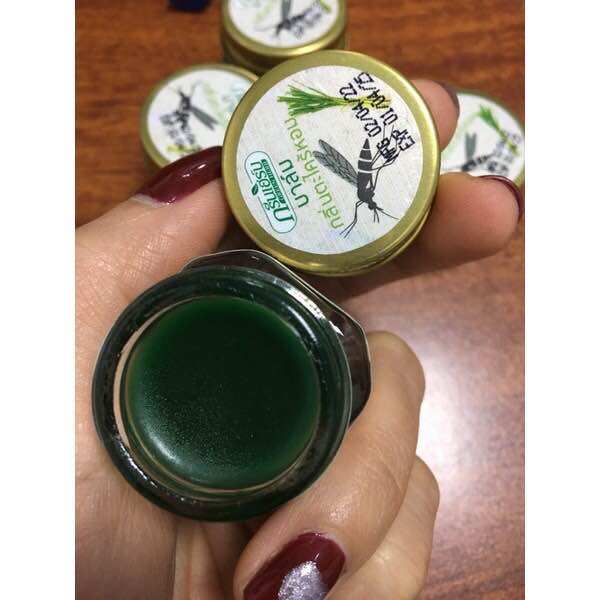 DẦU CÙ LÀ GREEN HERB MUỖI SẢ (nắp thiếc) - THAI LAN 20Gr