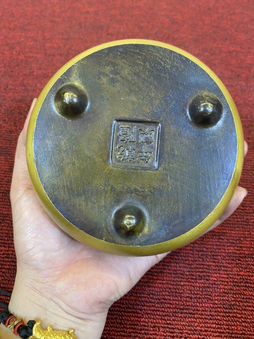 Gạt tàn đồng