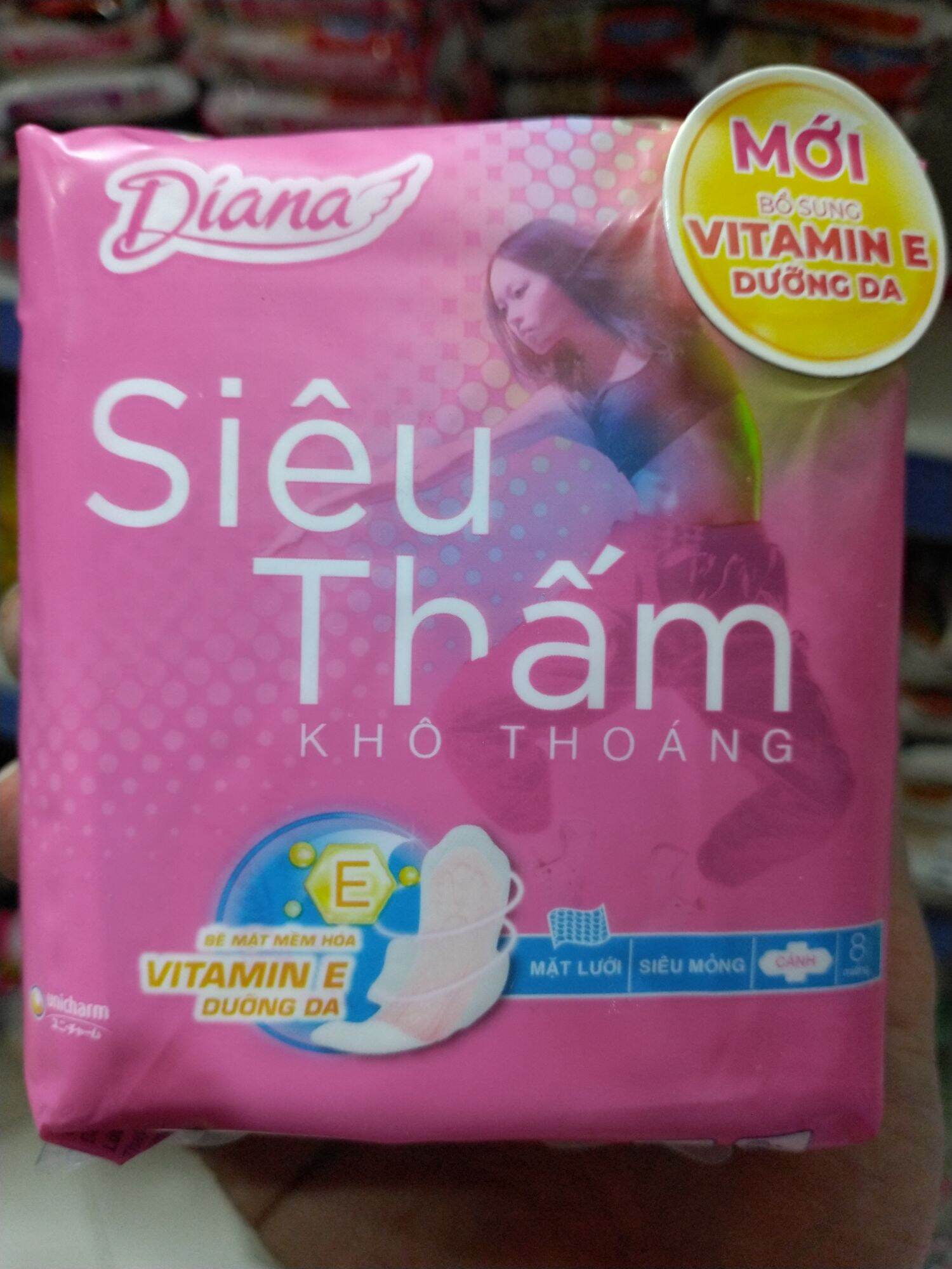 Băng vệ sinh Diana siêu thấm mỏng cánh/không cánh