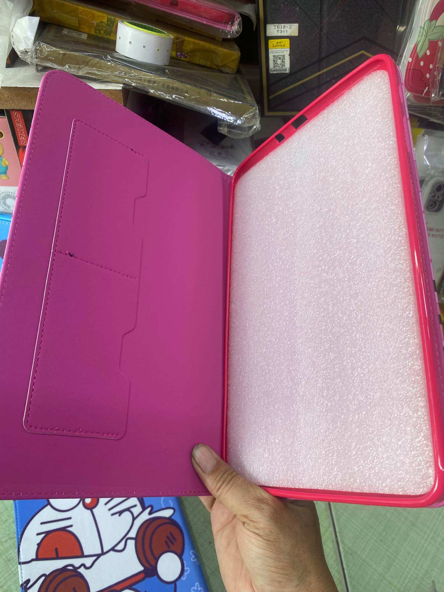 Bao da Máy tính bảng Samsung Galaxy Tab E T560 - T561  hình Doremon ; kitty dễ thương