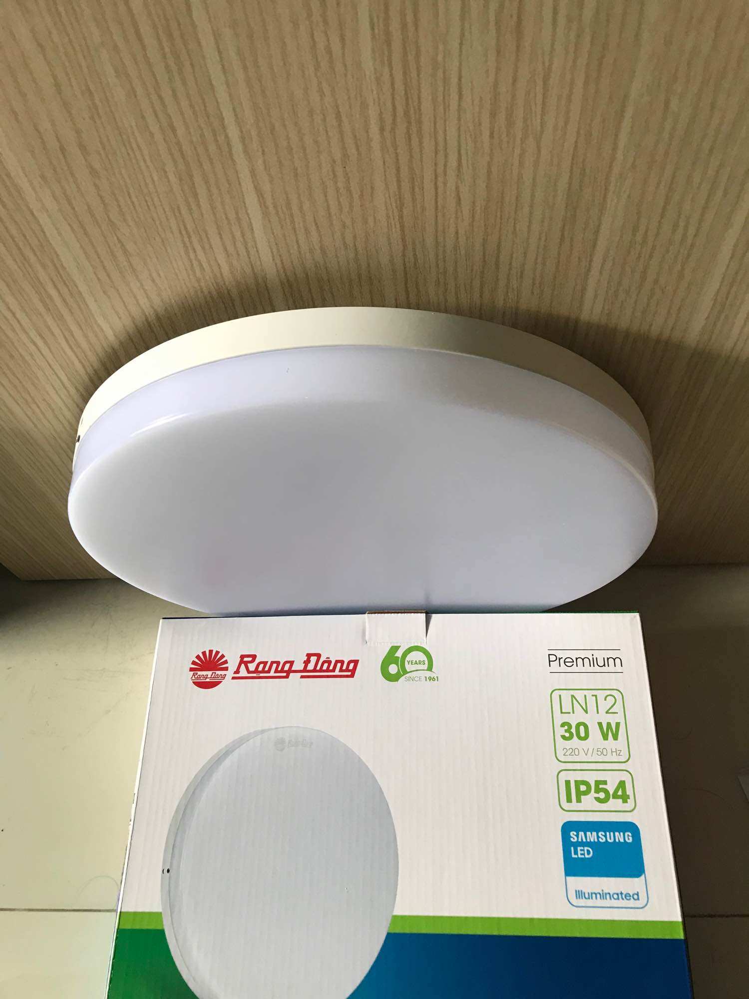 Bóng đèn ốp trần LN12 30W Rạng Đông