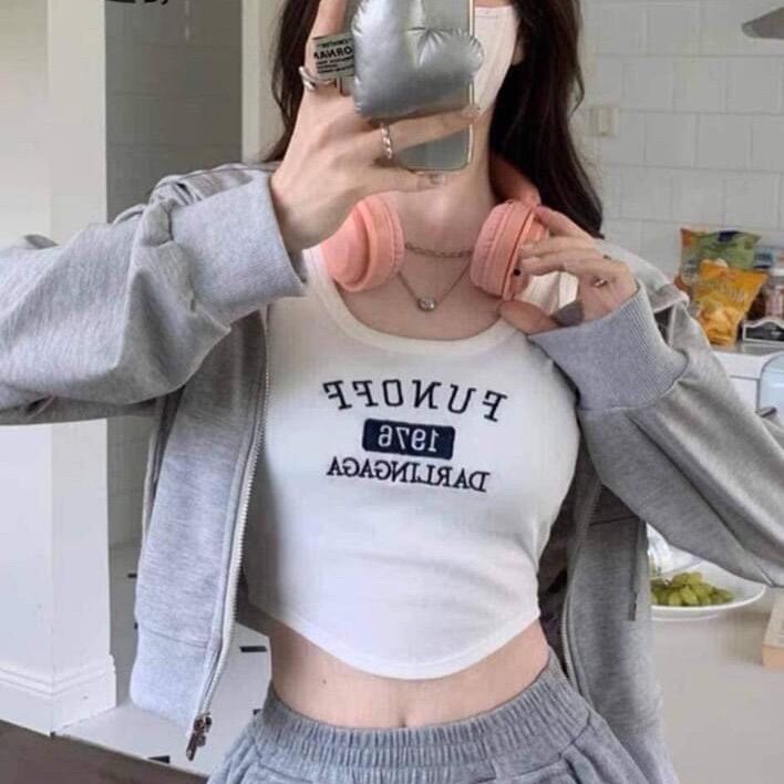 Áo croptop siêu xinh có sẵn