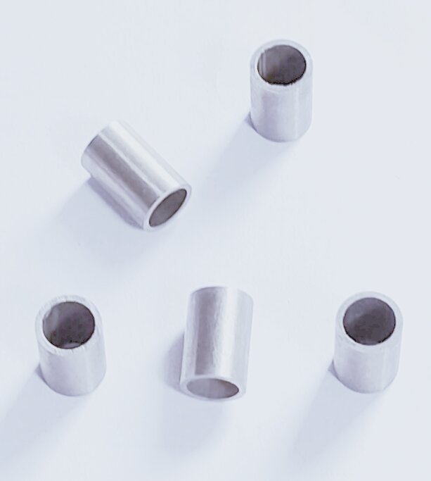 ẶC GÔ SẮT LỔ 6.7.8LY x 20 CÁI ....