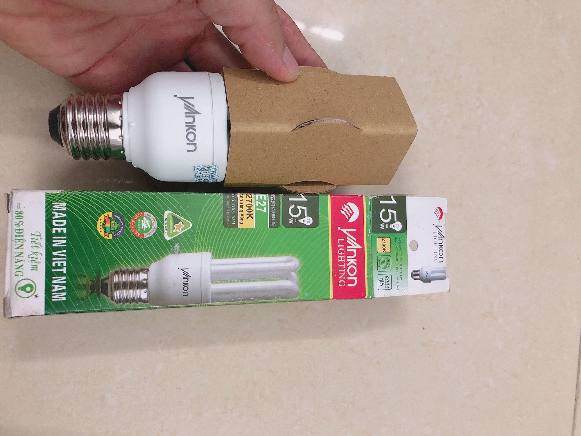 [HCM]bóng 15w đuôi vặn E27 ánh sáng vàng Vankon