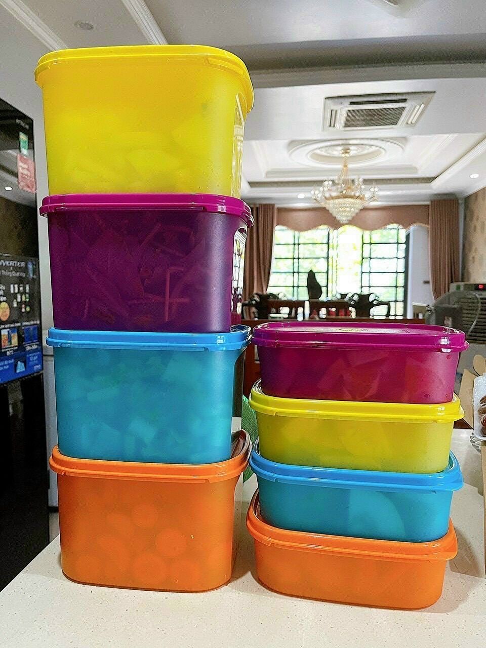 Bộ 4 hộp Colorful trữ mát ( màu inbox )