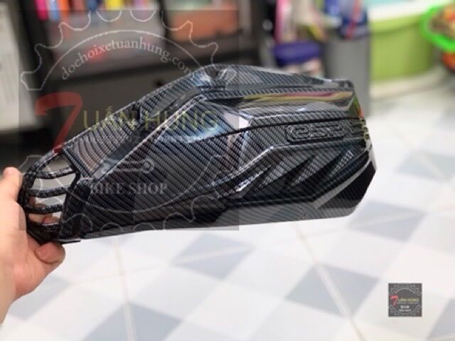 Ốp Pô E lọc gió Vario 2018 150 Carbon
