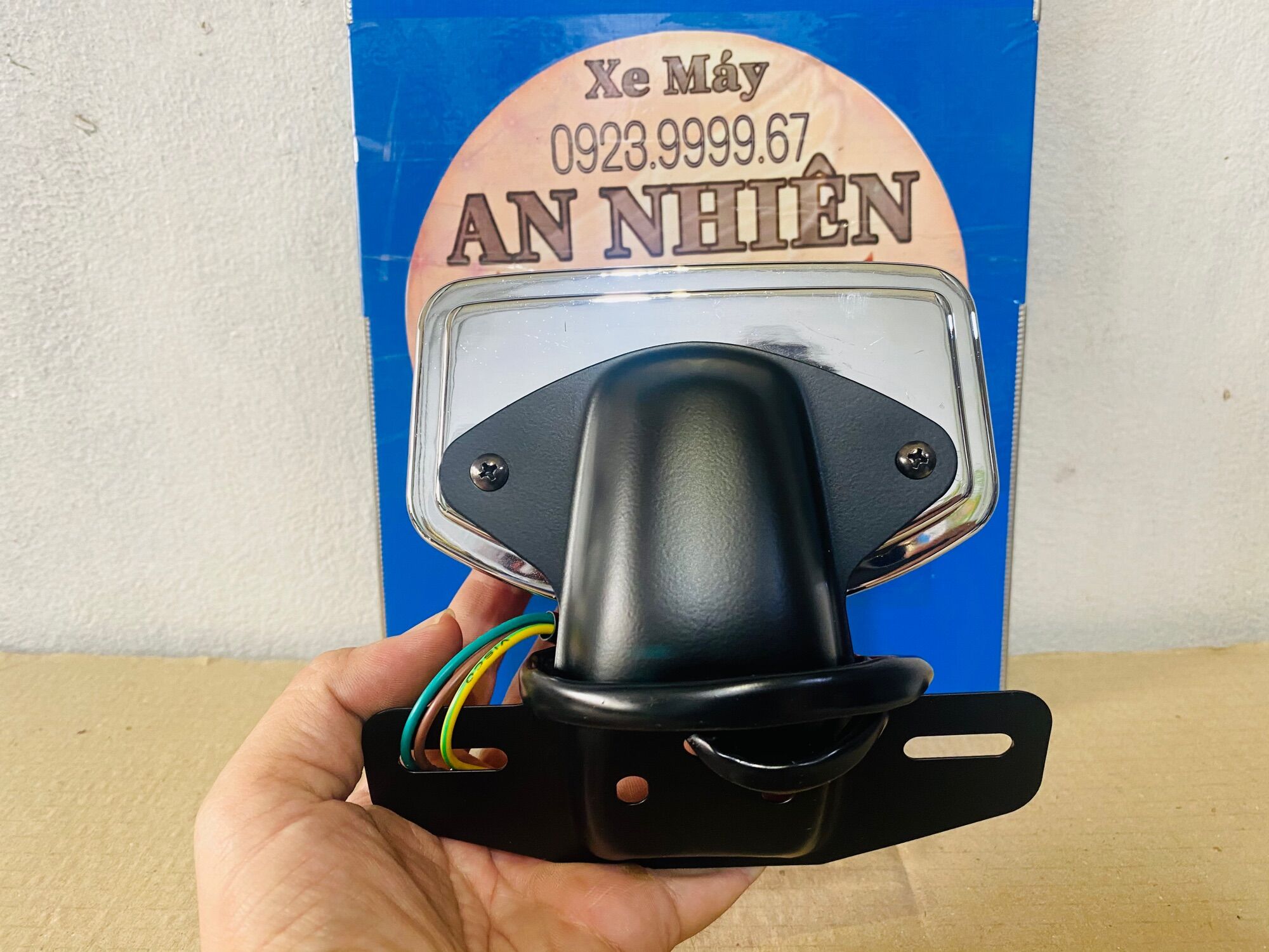 Đèn Hậu Cao Cấp 68 CD CL
