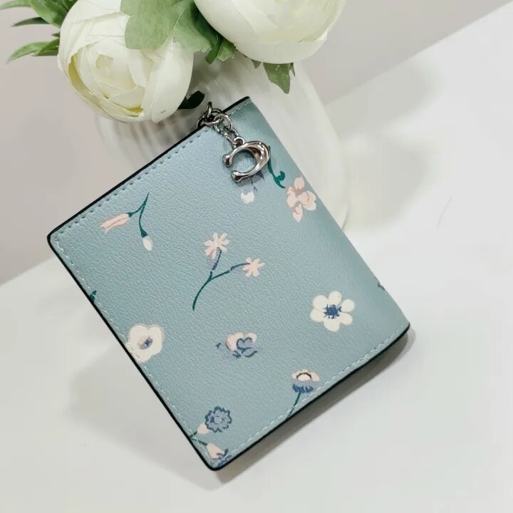 VÍ C*OACH SNAP WALLET HỌA TIẾT SIÊU CƯNG