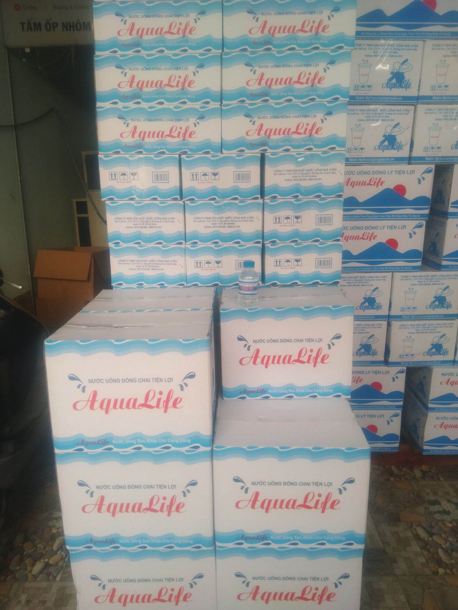 Nước Suối Chai Aqualife 250ml