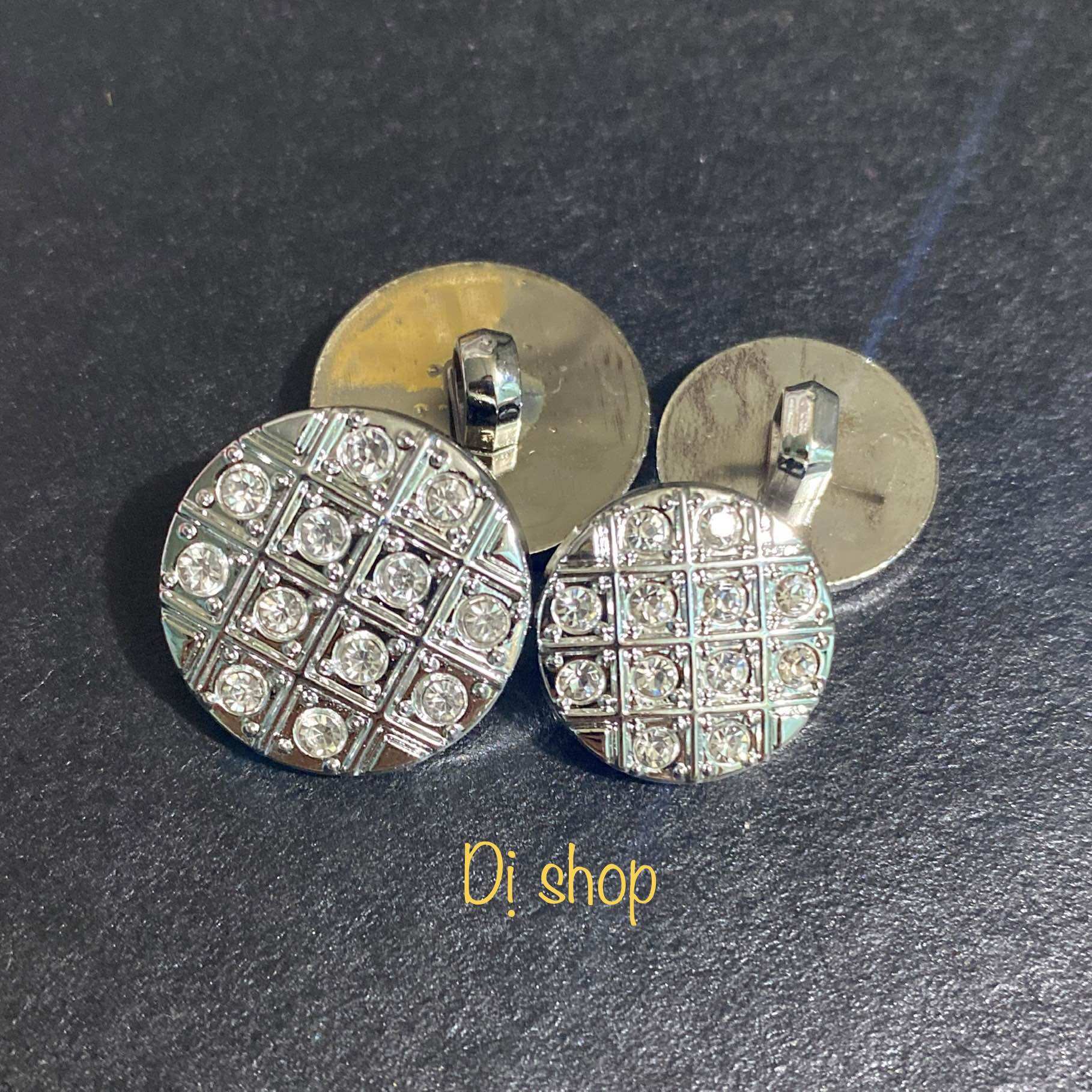 Set 5 NÚT NHỰA GIẢ ĐỒNG SIZE 2.1cm ( thẻ bài)