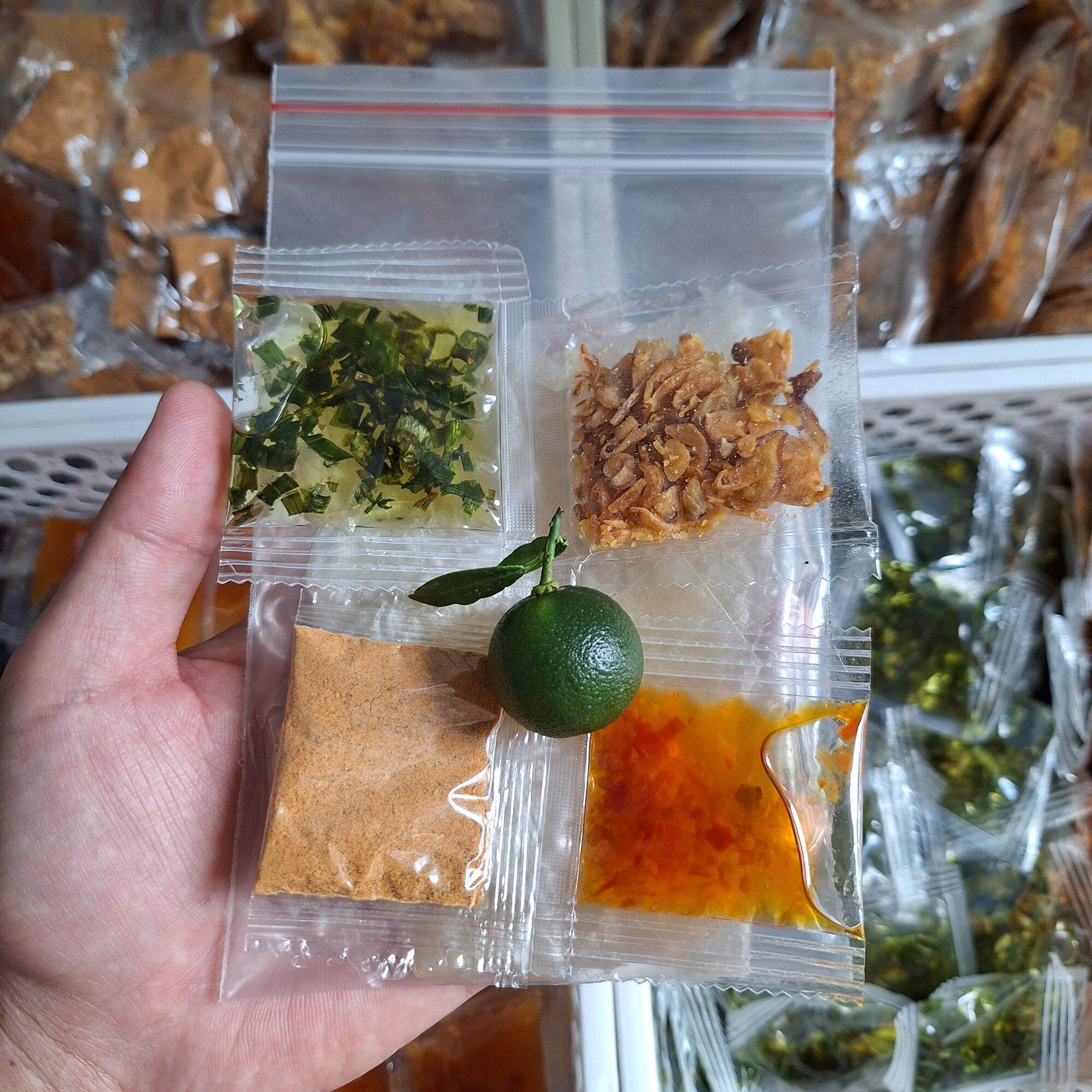 Bánh Tráng Dẻo Ủ Bơ Muối Nhuyễn Tôm - Sate Tỏi - Sốt Me - Sốt Bò - Ớt Rim Mật Ong - Muối Béo - Mỡ Hành - Hành Phi