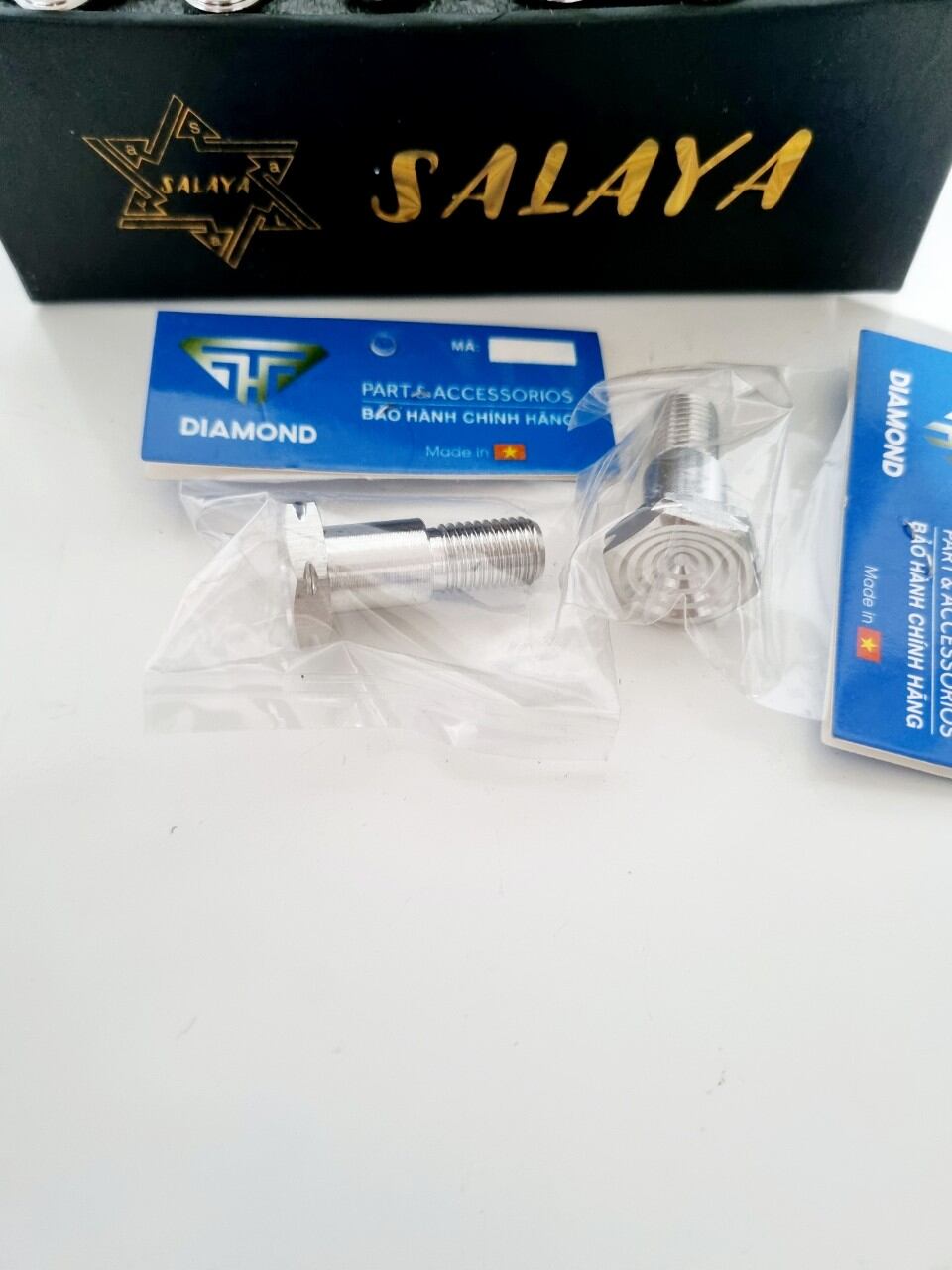Bộ ốc ex 150 tặng long đền